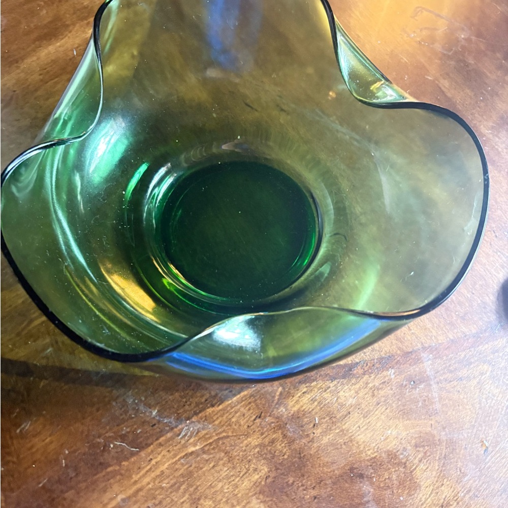 Elegant Green Glass Bowls antique